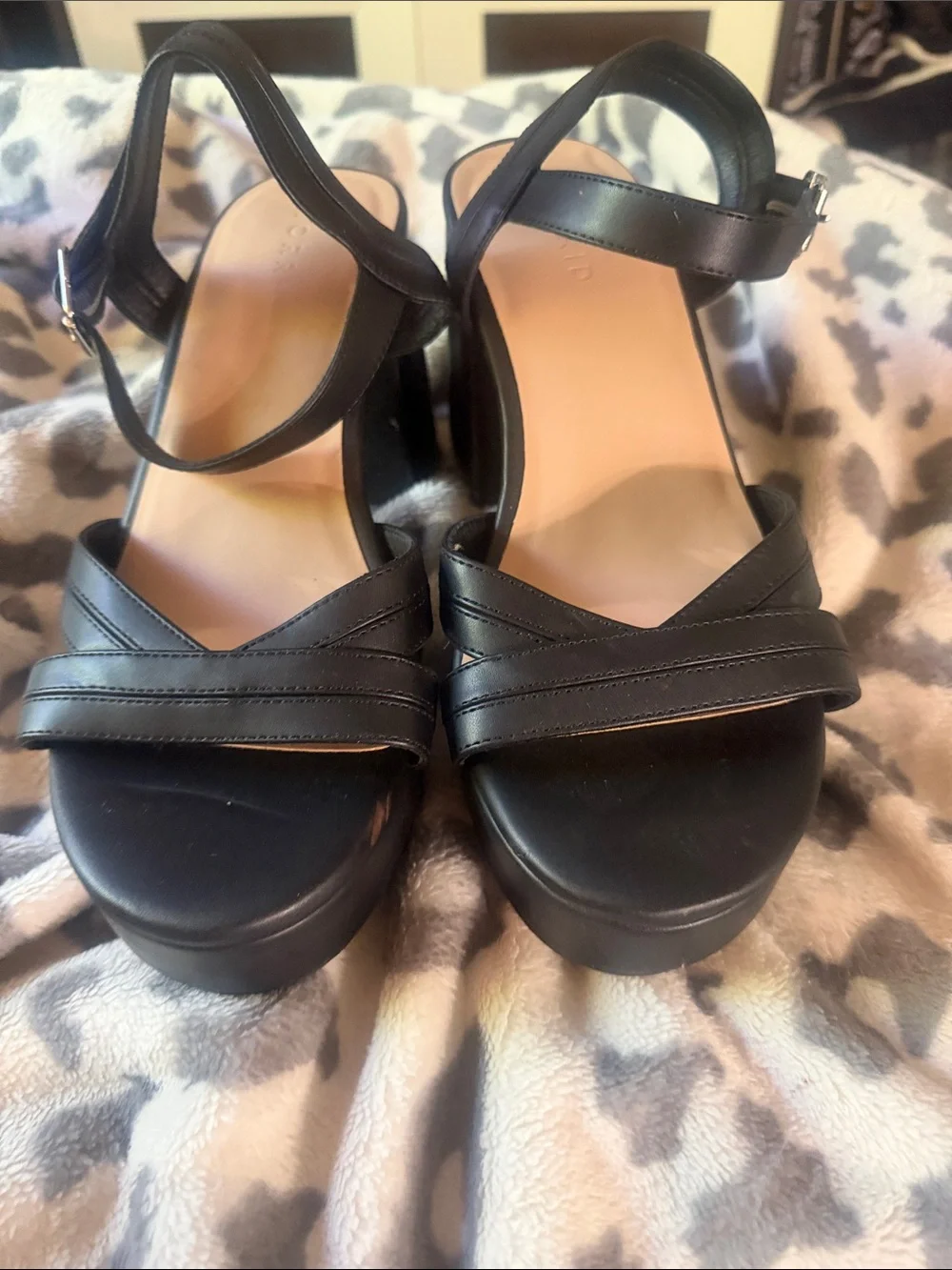 Torrid Black Strappy Block Heel Sandals Size 8.5WW Extra Wide
